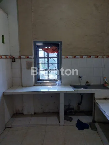 image RUMAH MINIMALIS 2 LANTAI DI KEPUTIH SURABAYA (4)