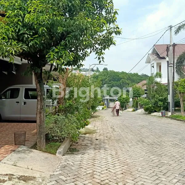 image DIJUAL CEPAT RUMAH SIAP HUNI (2)