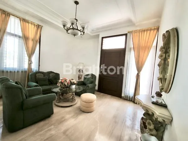 image RUMAH MEWAH 2 LANTAI FULL FURNISHED DI SERUNI (2)