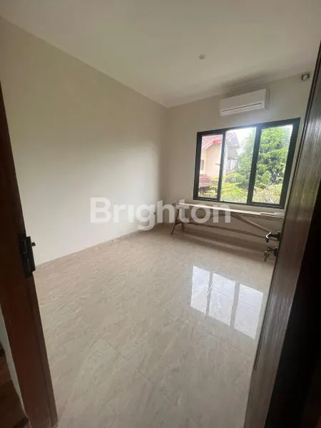 image RUMAH SIAP HUNI CIRENDEU, DEKAT MRT (3)