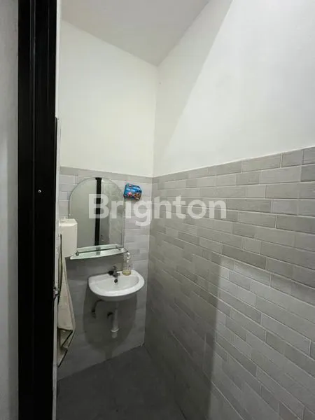 image DIJUAL TEMPAT USAHA UNTUK SHOWROOM MOBIL ATAU RESTO FULL FURNISHED (6)