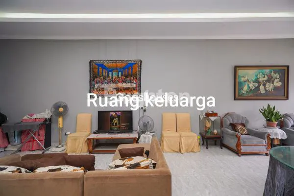 image RUMAH SIAP HUNI 3KT, LT144M² DI BEKASI (5)
