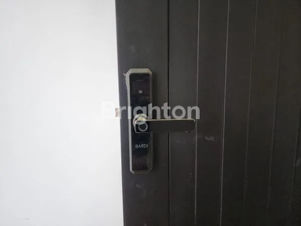 image RUMAH BESAR CANTIK (3)