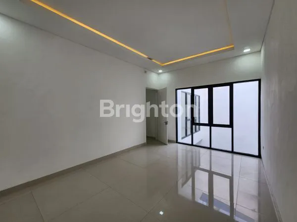 image RUMAH BESAR CANTIK (7)