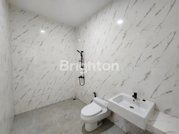 image RUMAH BESAR CANTIK (5)