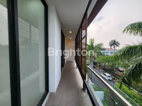 image RUMAH BESAR CANTIK (8)