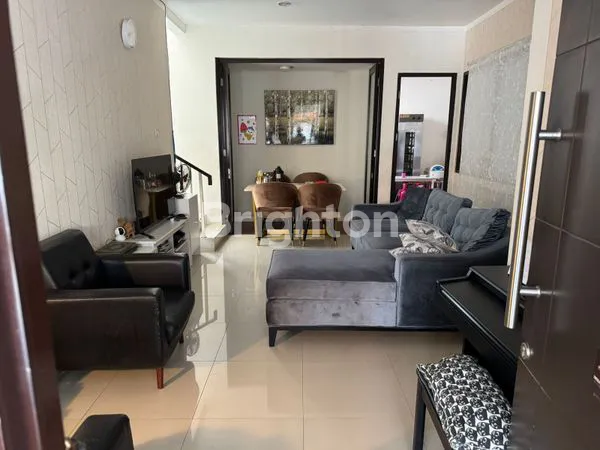 image RUMAH 2 LANTAI DISCOVERY BINTARO TANGERANG SELATAN  (1)