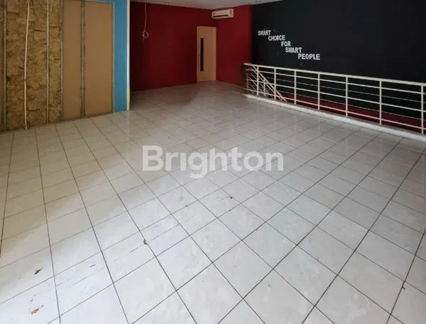 image BEST DEAL FOR SERIOUSLY BUYER...RUKO GANDENG DI ITC BSD , SIAP UNTUK DIPAKAI. UNTUK PEMBELI YANG SERIUS BISA LANSUNG NEGO HARGA . KONDISI PREMIUM DAN STRATEGIS , SURAT SERTA DOKUMEN LENGKAP DAN RAPIH. (2)