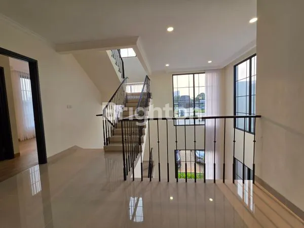 image DIJUAL RUMAH BARU BELLEFONT EAST - GADING SERPONG (8)