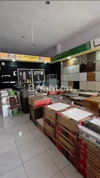 image GUDANG STRATEGIS BONUS INVESTASI WALET DI SRAGEN KOTA (6)