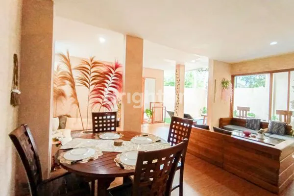 image MODERN FRESHLY RENOVATED SEMI VILLA HOUSE IN PURI GADING AREA (3)