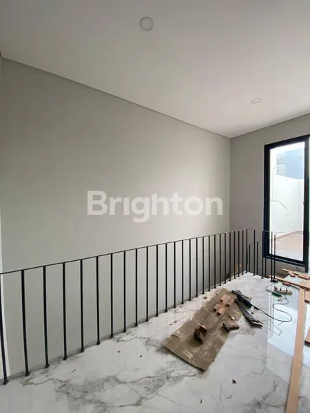 image RUMAH BARU DI MANYAR KERTOARJO DEKAT KERTAJAYA DHARMAHUSADA GALAXYMALL MERR   (5)