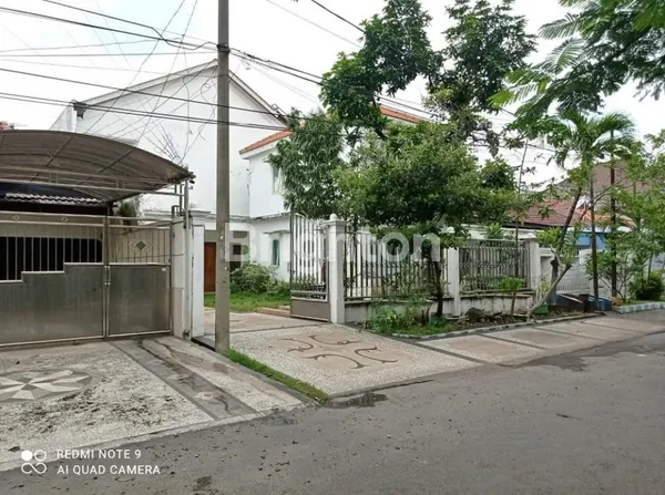 image RUMAH BENDUL MERISI ROW JALAN KEMBAR, LINGKUNGAN NYAMAN, DEKAT MARGOREJO PRAPEN SIDOSERMO  (1)