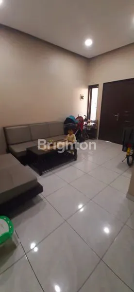 image RUMAH 2 LANTAI RAPI  SIAP HUNI RAPI BEBAS BANJIR DI PINANG GRIYA  (7)