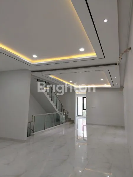 image RUMAH NEW BRAND MINIMALIS AGUNG PERKASA 3,5 LANTAI, SUNTER. JAKARTA - UTARA (3)