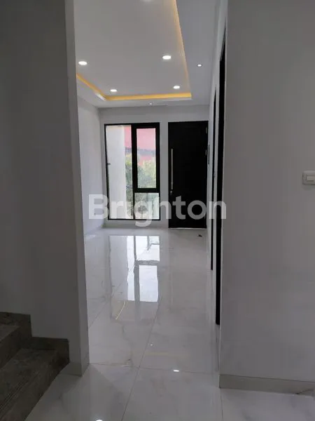 image RUMAH NEW BRAND MINIMALIS AGUNG PERKASA 3,5 LANTAI, SUNTER. JAKARTA - UTARA (7)