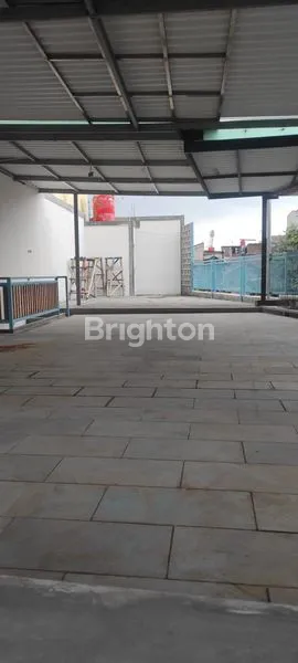 image RUKO 3 LANTAI DENGAN BASEMENT DI DALEM KAUM – LOKASI STRATEGIS COCOK UNTUK USAHA (3)