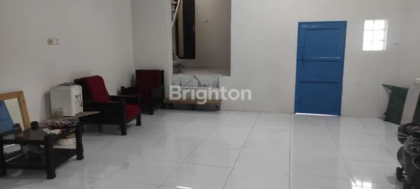 image RUKO 3 LANTAI DENGAN BASEMENT DI DALEM KAUM – LOKASI STRATEGIS COCOK UNTUK USAHA (4)