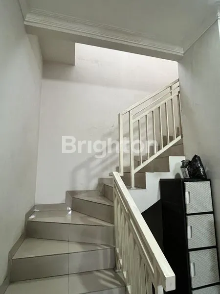 image HUNIAN STRATEGIS MAGNOLIA PARK, 4 KT 2 KM\\N (4)