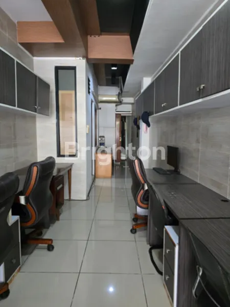 image INVESTASI LANGKA! RUMAH 2 LANTAI EKSKLUSIF + KANTOR DI JANTUNG MENTENG JAKARTA PUSAT! (7)