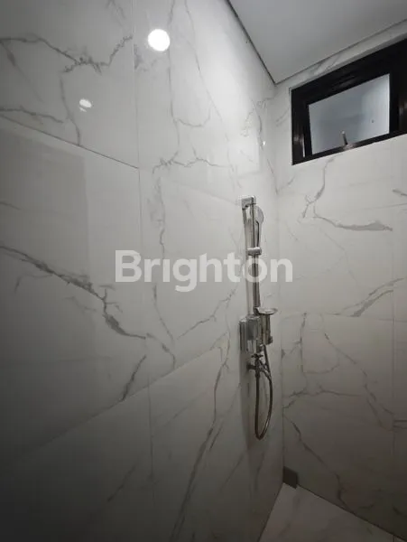 image DISEWAKAN RUMAH DUA LANTAI SANG DIPA RESIDENCE (7)