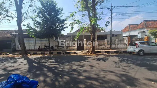 image RUMAH+TOKO STRATEGIS LT 218M² DI PUSAT TUBAN (1)