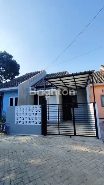 image DIJUAL RUMAH DEKET KAMPUS, SEKOLAH, RS, PERKANTORAN & KOLAM RENANG DI BURING (3)