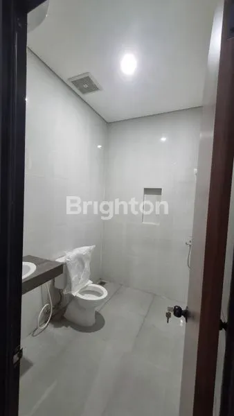 image RUMAH 2 LANTAI BRAND NEW ASRI & BEBAS BANJIR ALAM SUTRA KIRANA - TANGERANG SELATAN (7)