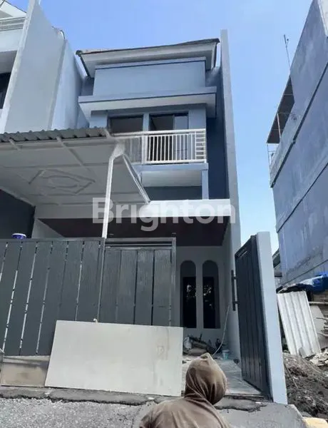 image RUMAH KERTOMENANGGAL GAYUNGAN BARU GRESS (1)