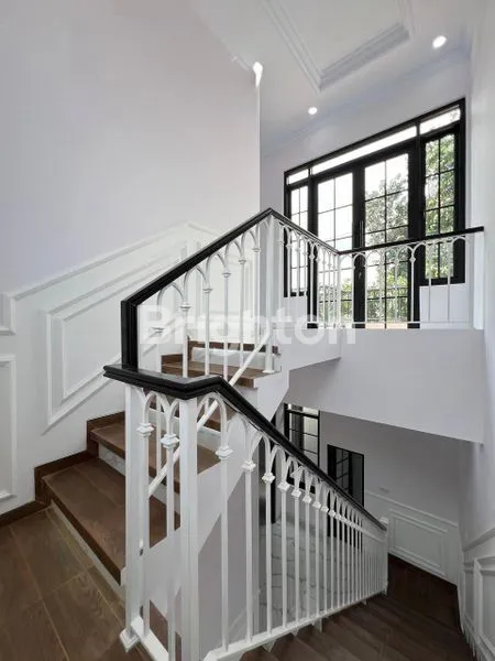 image DIJUAL RUMAH MEWAH DI JAGAKARSA (6)