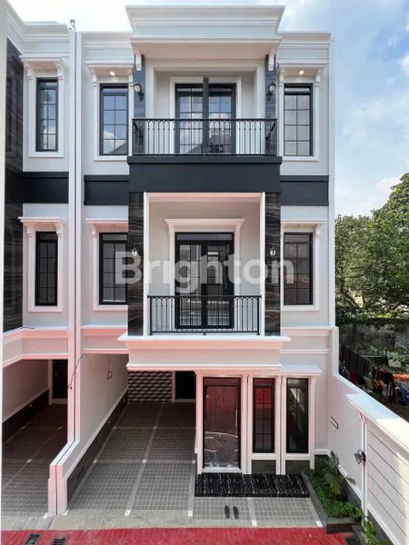image DIJUAL RUMAH MEWAH DI JAGAKARSA (1)