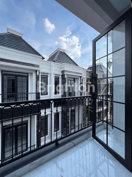 image DIJUAL RUMAH MEWAH DI JAGAKARSA (8)