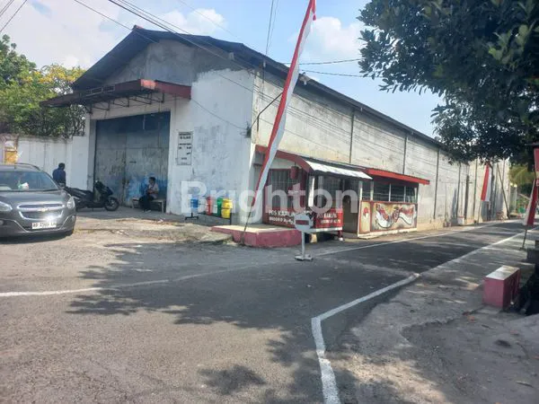 image GUDANG RUMAH KANTOR SATU LOKASI DI PUSAT KOTA SRAGEN (1)