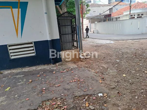 image RUMAH DAN KONTRAKAN UTAN KAYU, JAKARTA - TIMUR (3)