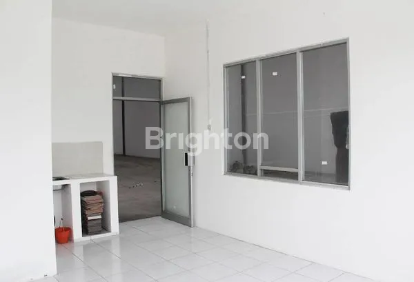 image GUDANG BARU SIAP PAKAI LINGKAR TIMUR SIDOARJO (2)