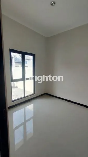 image DISEWAKAN RUMAH POJOK MODERN MINIMALIS DEKAT JUANDA (HARGA NEGO) (4)