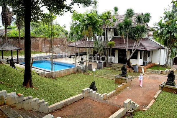 image RUMAH DI CIPETE, KONDISI SDG TERSEWA DI  JAKARTA SELATAN (KODE RMRG 2764)\N (3)