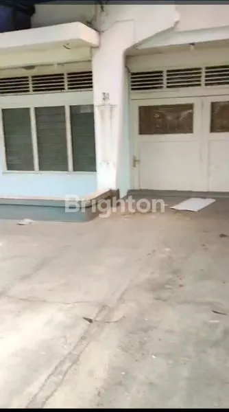 image RUMAH STRATEGIS BENDUNGAN HILIR LT 300M² (2)