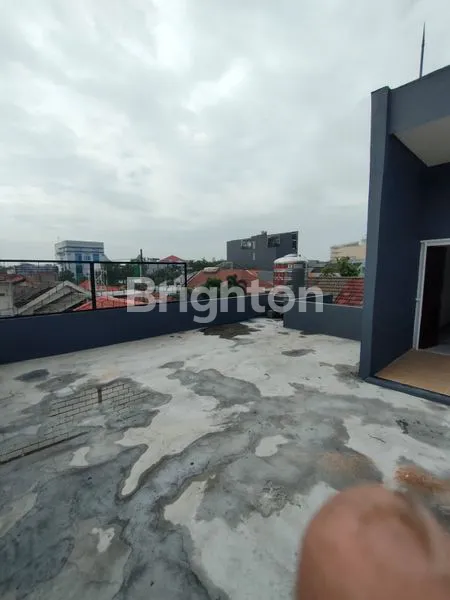 image RUMAH 6+1 KT DI NGAGEL JAYA TENGAH, SURABAYA (7)