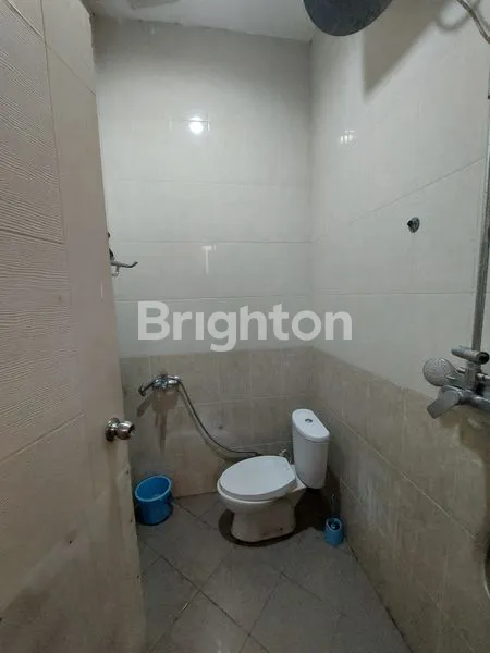 image RUMAH 1,5 LANTAI DI JUANDA REGENCY (8)