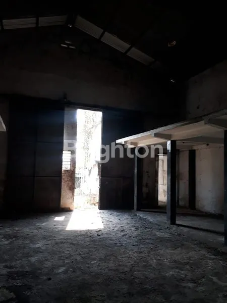 image DIJUAL GUDANG DAERAH GENUK SEMARANG (4)