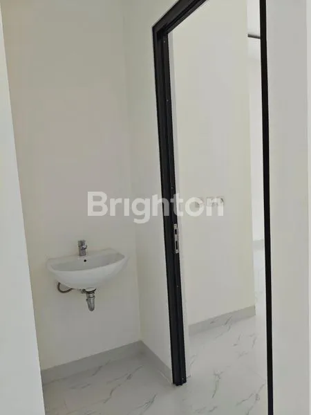 image DISEWAKAN RUMAH REGENCY MELATI MAS - TANGERANG SELATAN (4)