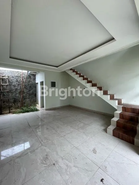 image RUMAH MINIMALIS MODERN DEKAT GERBANG TOLL PONDOK CABE TANGERANG SELATAN (5)