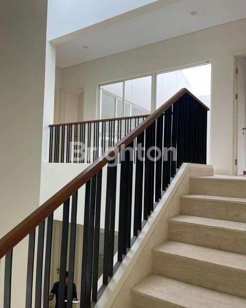 image RUMAH PREMIUM CLUSTER MOZART PHASE 1 GADING SERPONG (7)