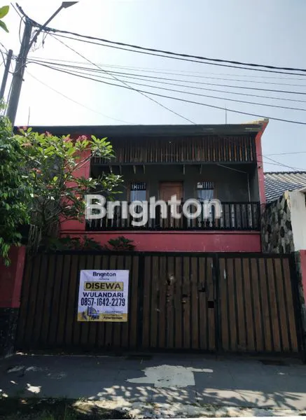 RUMAH FURNISHED DENGAN KOLAM RENANG PRIBADI