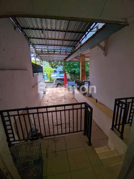 image DIJUAL RUMAH 2 LANTAI SIAP HUNI DI BUKIT KENCANA JAYA, TEMBALANG - SEMARANG (3)