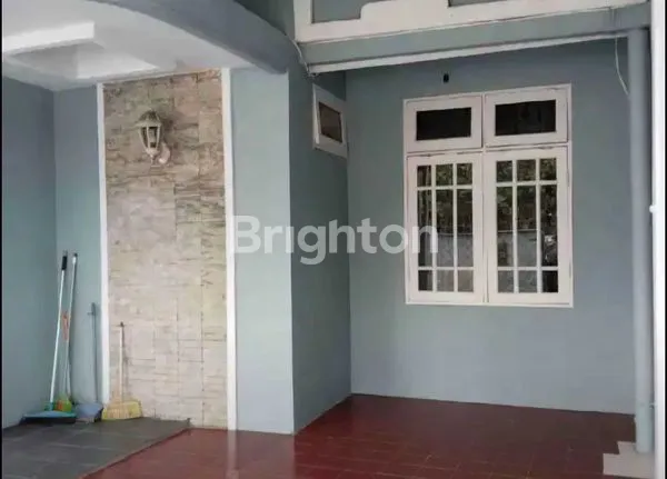 image DISEWAKAN RUMAH HARGA TERBAIK, SANGAT TERAWAT DAN DAERAH STRATEGIS GALAXY BEKASI (2)