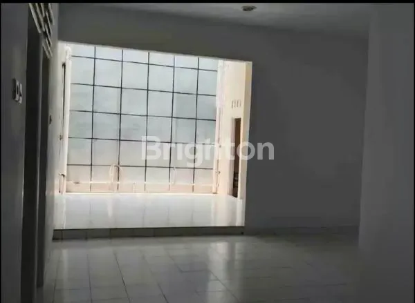 image DISEWAKAN RUMAH HARGA TERBAIK, SANGAT TERAWAT DAN DAERAH STRATEGIS GALAXY BEKASI (3)