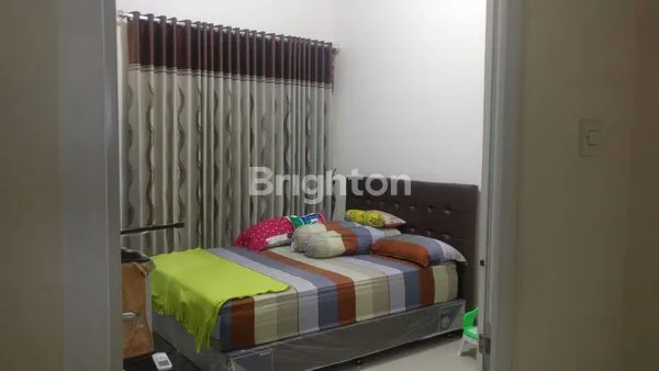 image RUMAH DIJALAN BOULLEVARD GRAND NUSA INDAH CIBUBUR BOGOR (4)