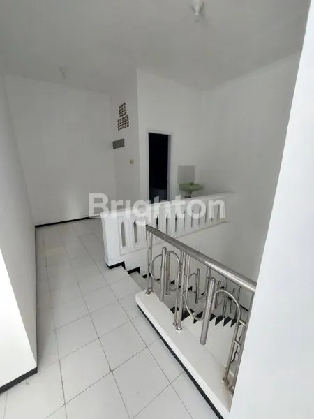 image RUMAH BARU RENOVASI GRESS 2 LANTAI PUNCAK DIENG MALANG (6)